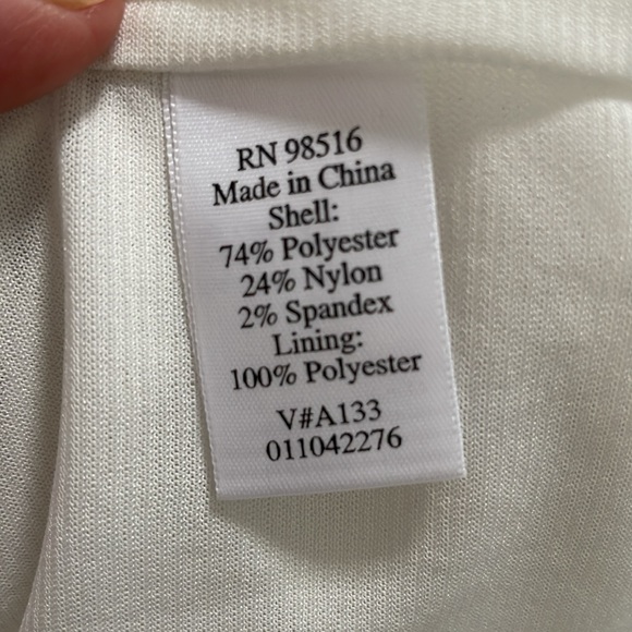 Coldwater Creek Cream  Two piece set, Sleeveless Top/ Cardigan. - Picture 11 of 11